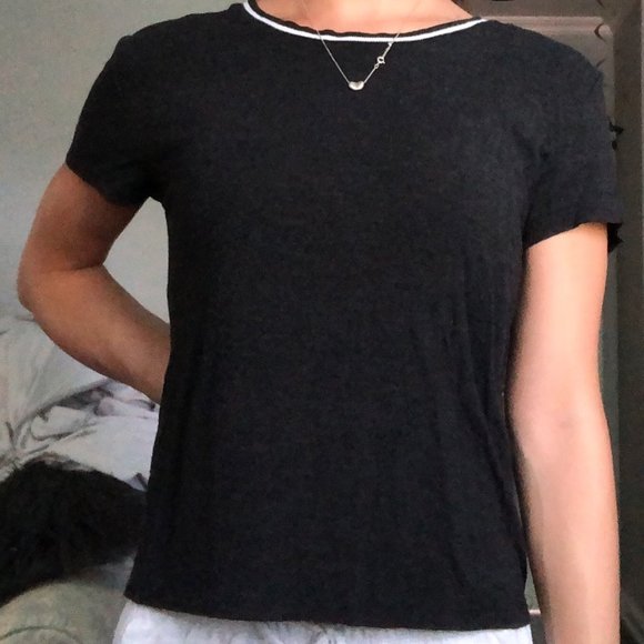 Brandy Melville Super Soft Black Tee Shirt - Picture 1 of 3